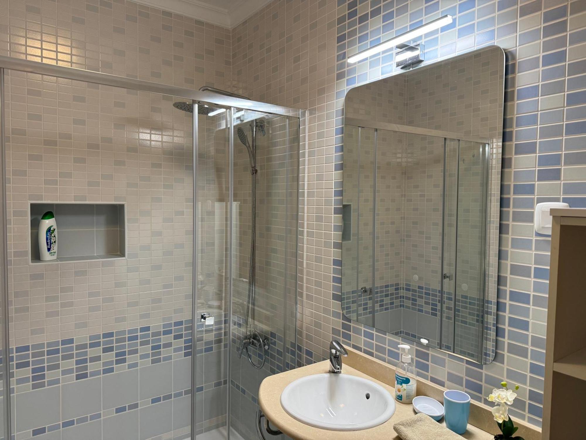 Apartment Albaholm Lagos Ngoại thất bức ảnh