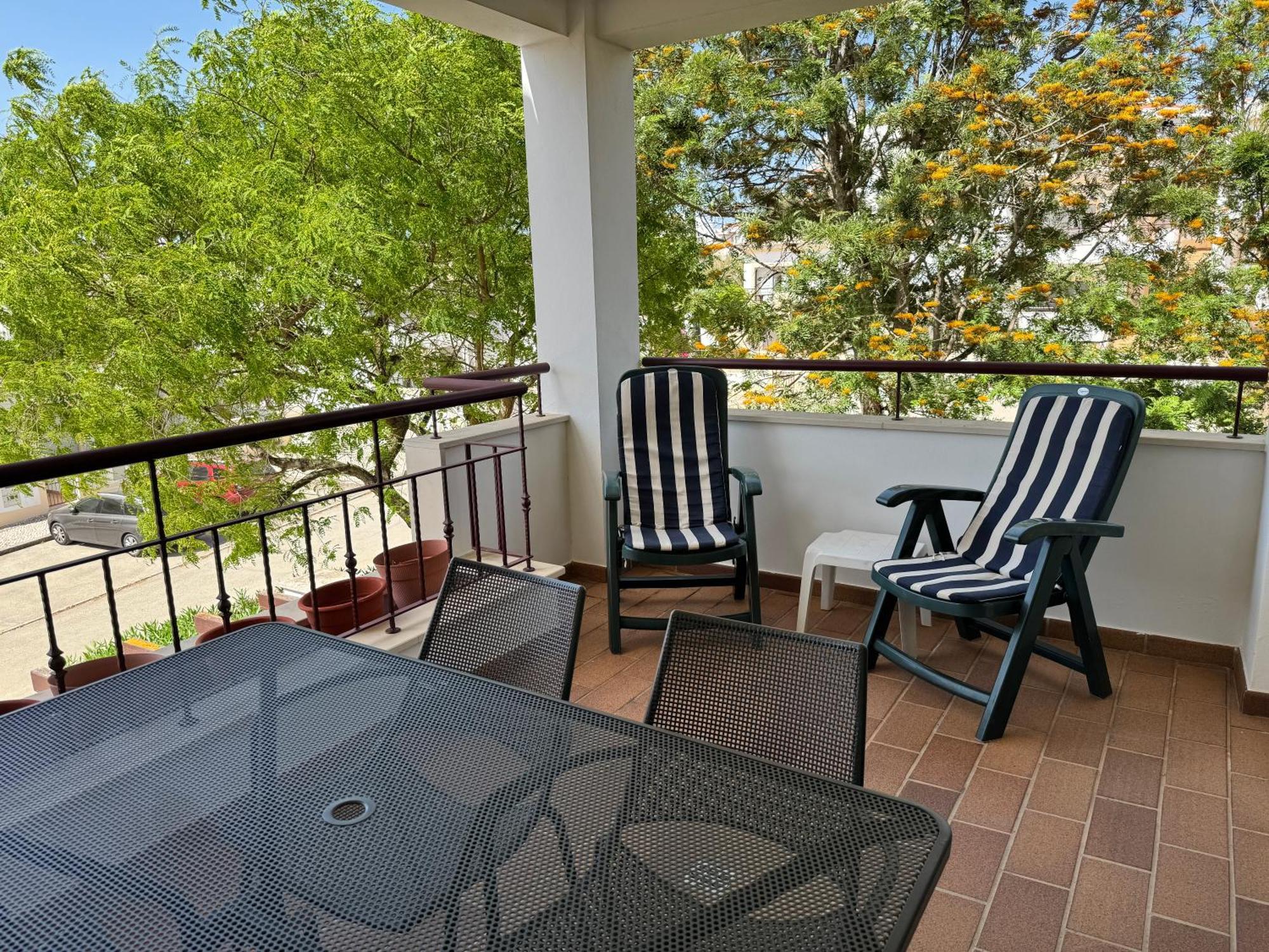 Apartment Albaholm Lagos Ngoại thất bức ảnh